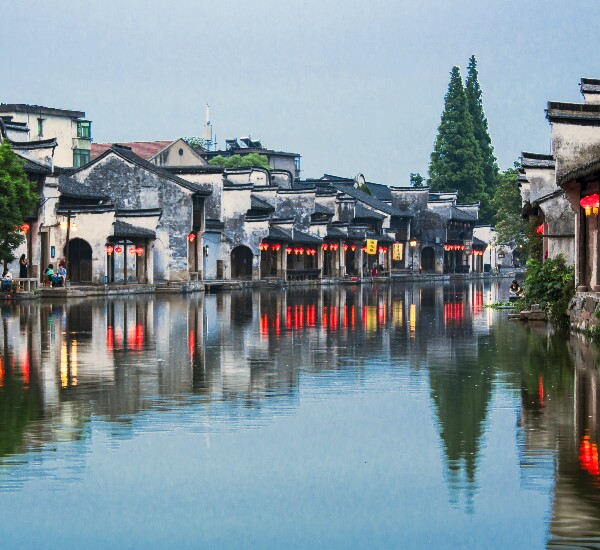 4-Day Shanghai, Hangzhou, and Nanxun Water Town Culture Tour